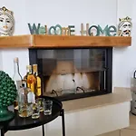 Accogliente Con Piscina