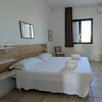 Accogliente Con Piscina וילה