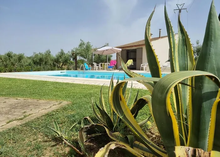 Accogliente Con Piscina * Caltagirone